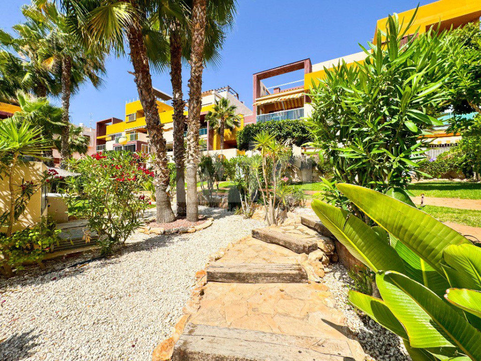 Penthouse cu 2 dormitoare în Playa Flamenca - CBH57062 - 3