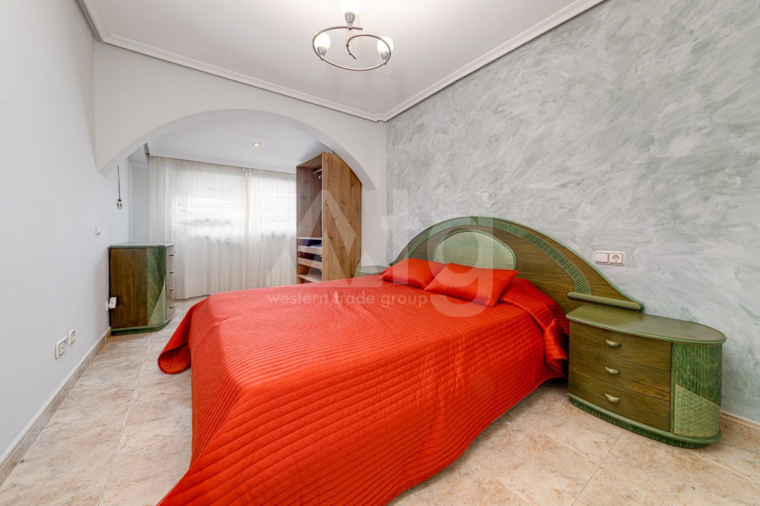 Penthouse cu 3 dormitoare în Torrevieja - MRS50314 - 11