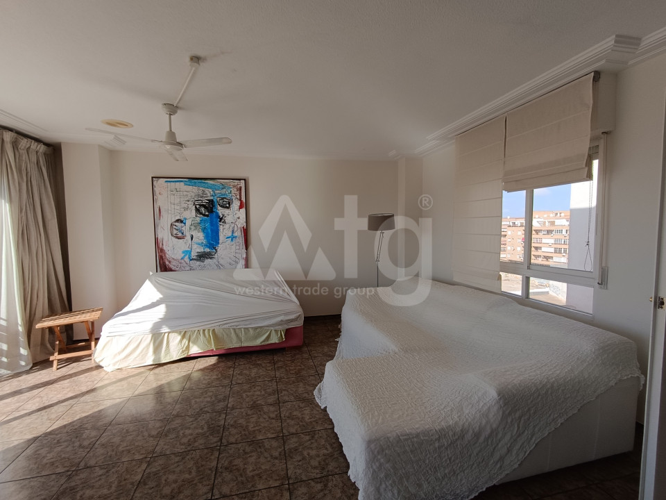 Penthouse de 3 chambres à Torrevieja - RST53057 - 21