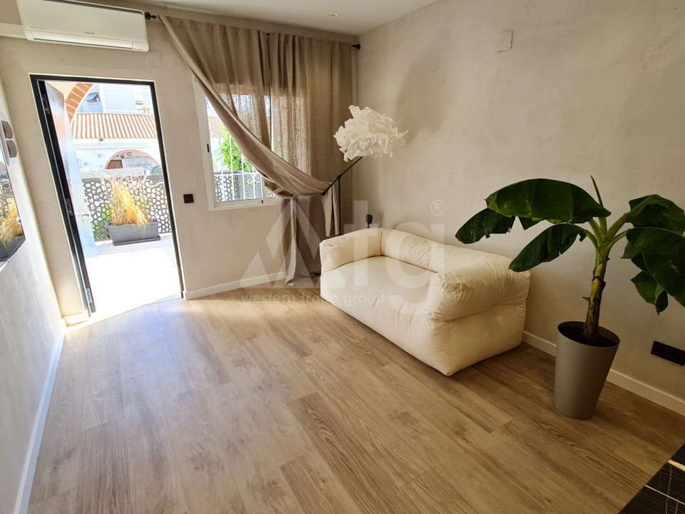 Townhouse cu 2 dormitoare în Torrevieja - CBH50789 - 13