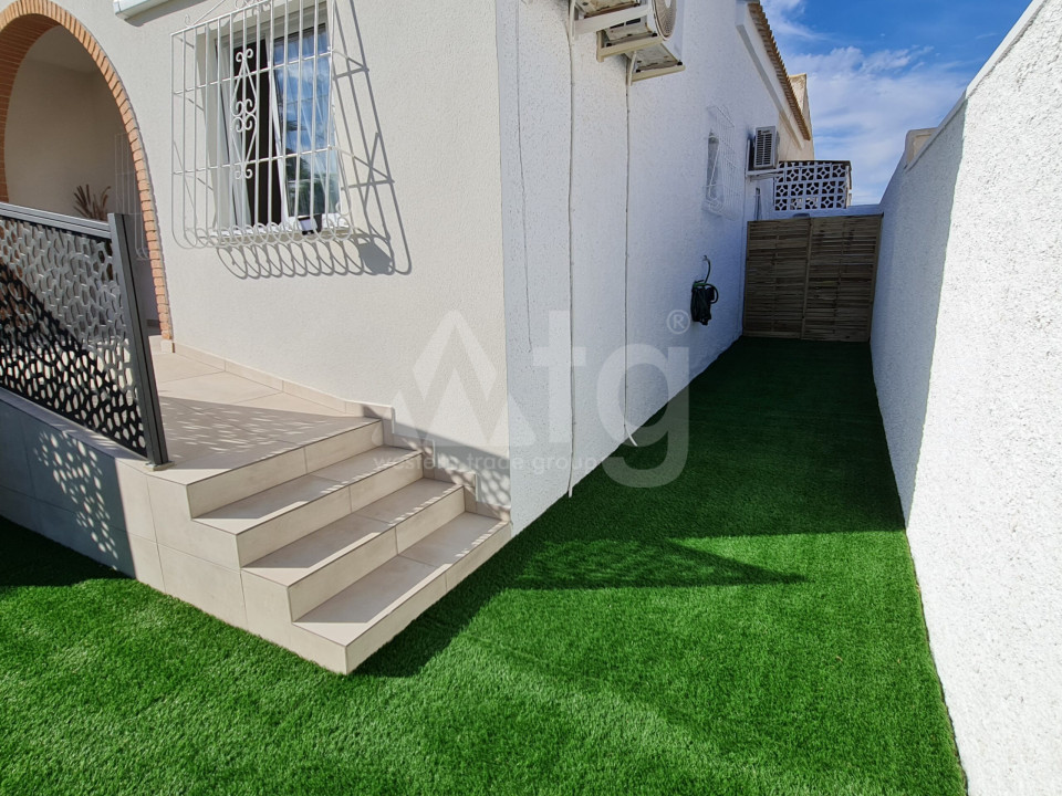 Townhouse cu 2 dormitoare în Torrevieja - CBH50789 - 37