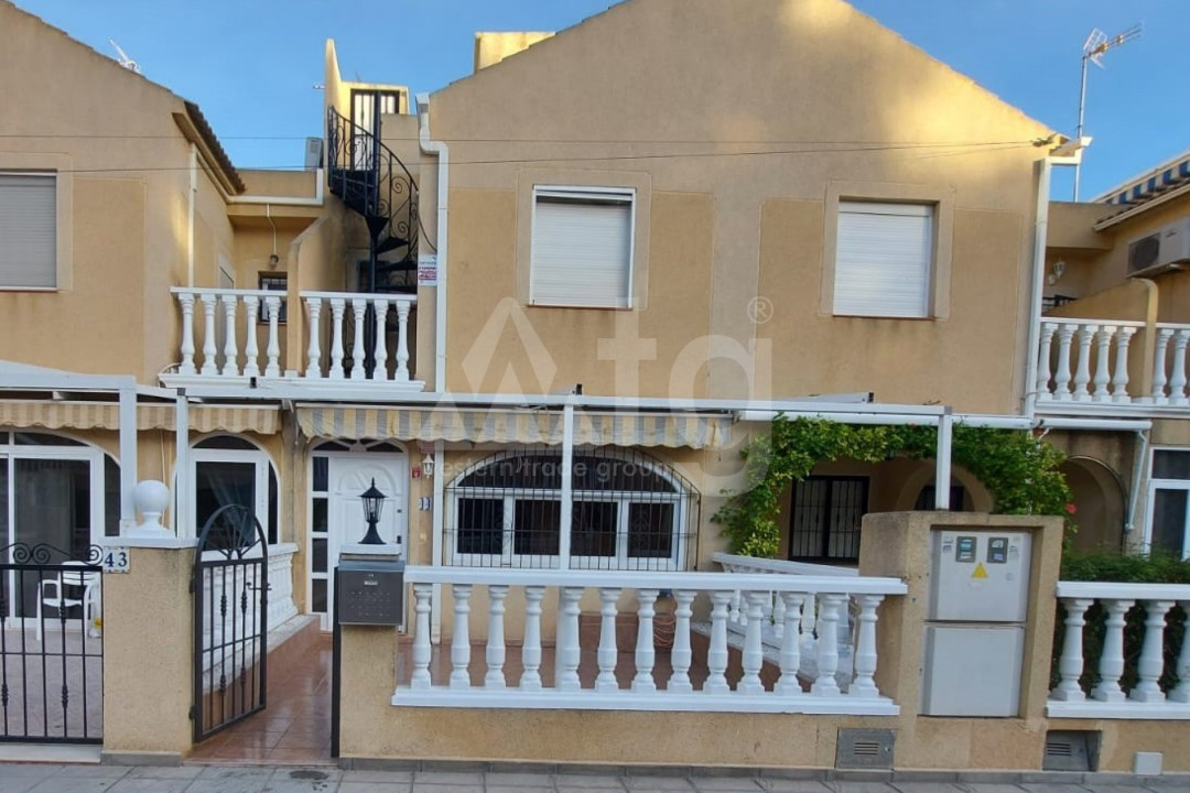 Townhouse cu 3 dormitoare în Torrevieja - PRS56604 - 1