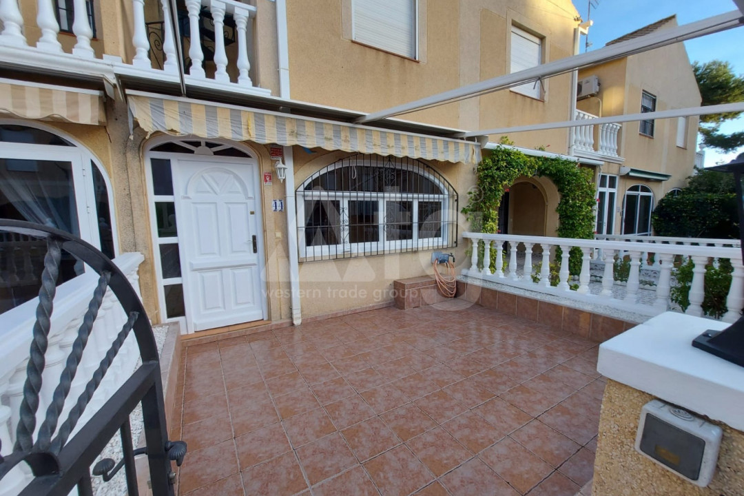 Townhouse cu 3 dormitoare în Torrevieja - PRS56604 - 2