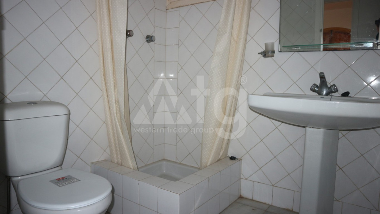 Vilă cu 3 dormitoare în La Zenia - DMS57969 - 22