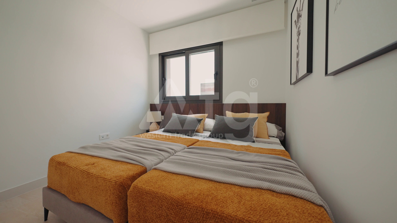 Vilă cu 3 dormitoare în Los Balcones - MPC45038 - 55
