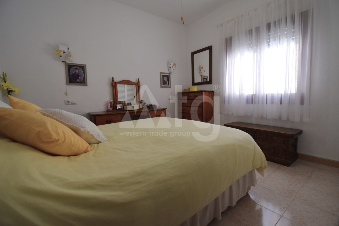 Vilă cu 4 dormitoare în Villamartin - VRE55604 - 12