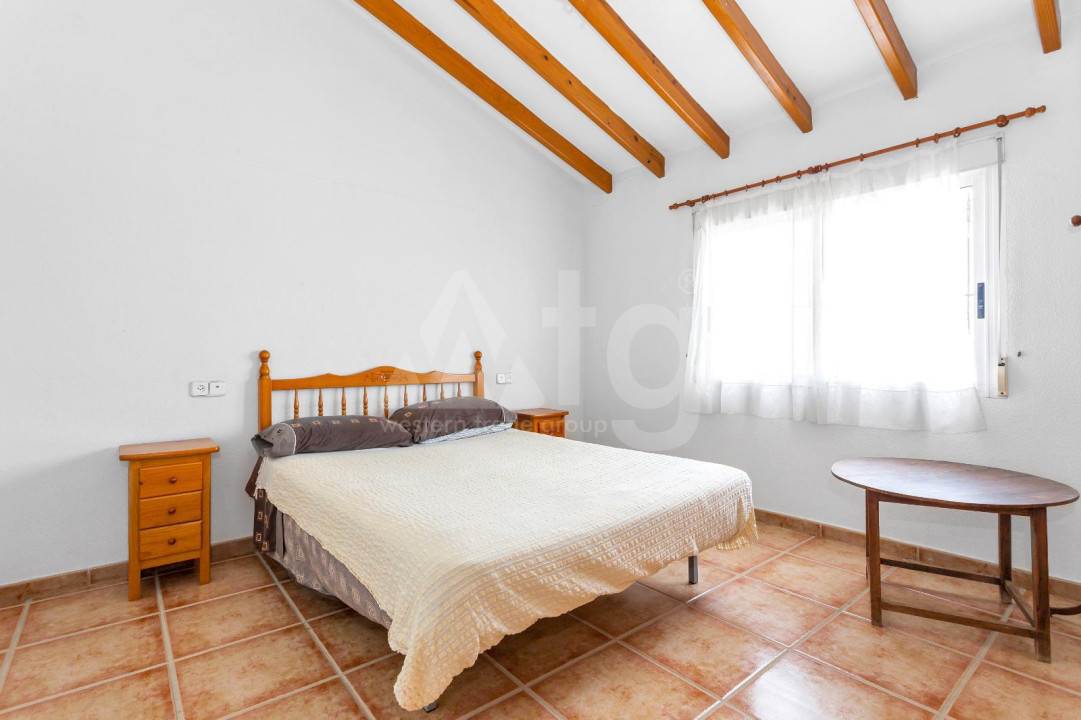 Vilă cu 5 dormitoare în Los Montesinos - CBH57040 - 13