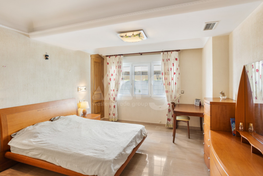 Vilă cu 5 dormitoare în Torrevieja - BCH57258 - 21