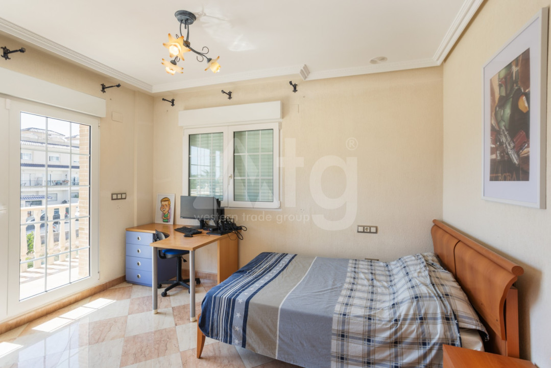 Vilă cu 5 dormitoare în Torrevieja - BCH57258 - 27