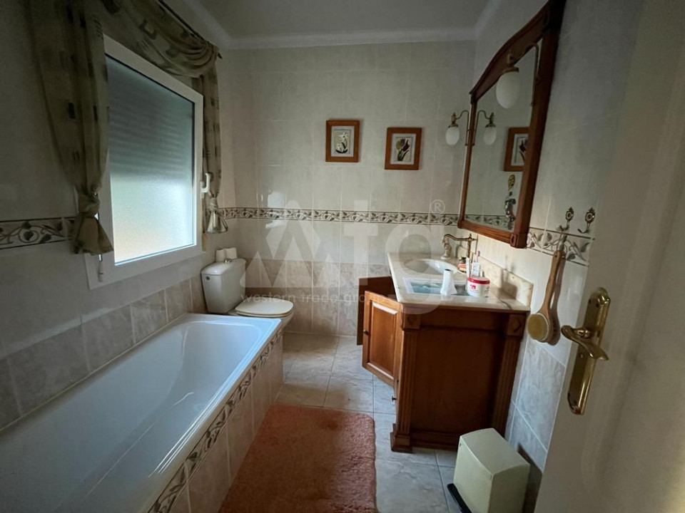 Villa de 2 chambres à Torrevieja - SHL46179 - 17