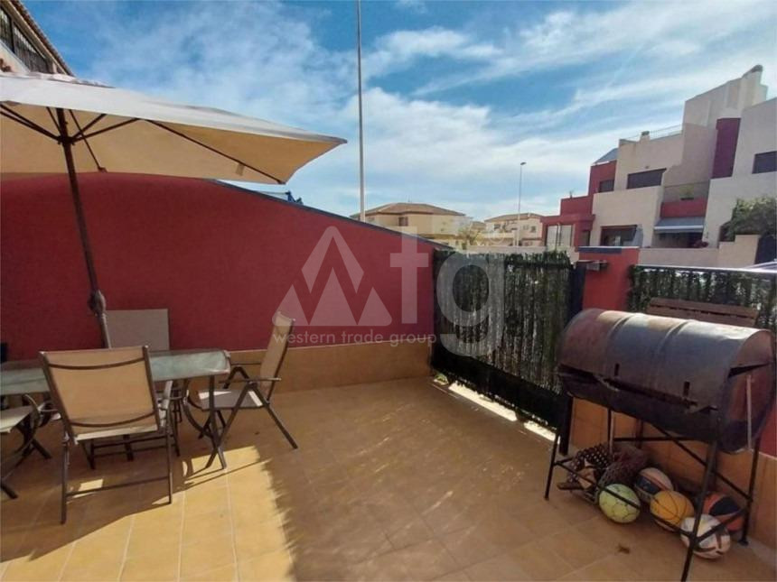 Villa de 2 chambres à Torrevieja - SHL55643 - 23