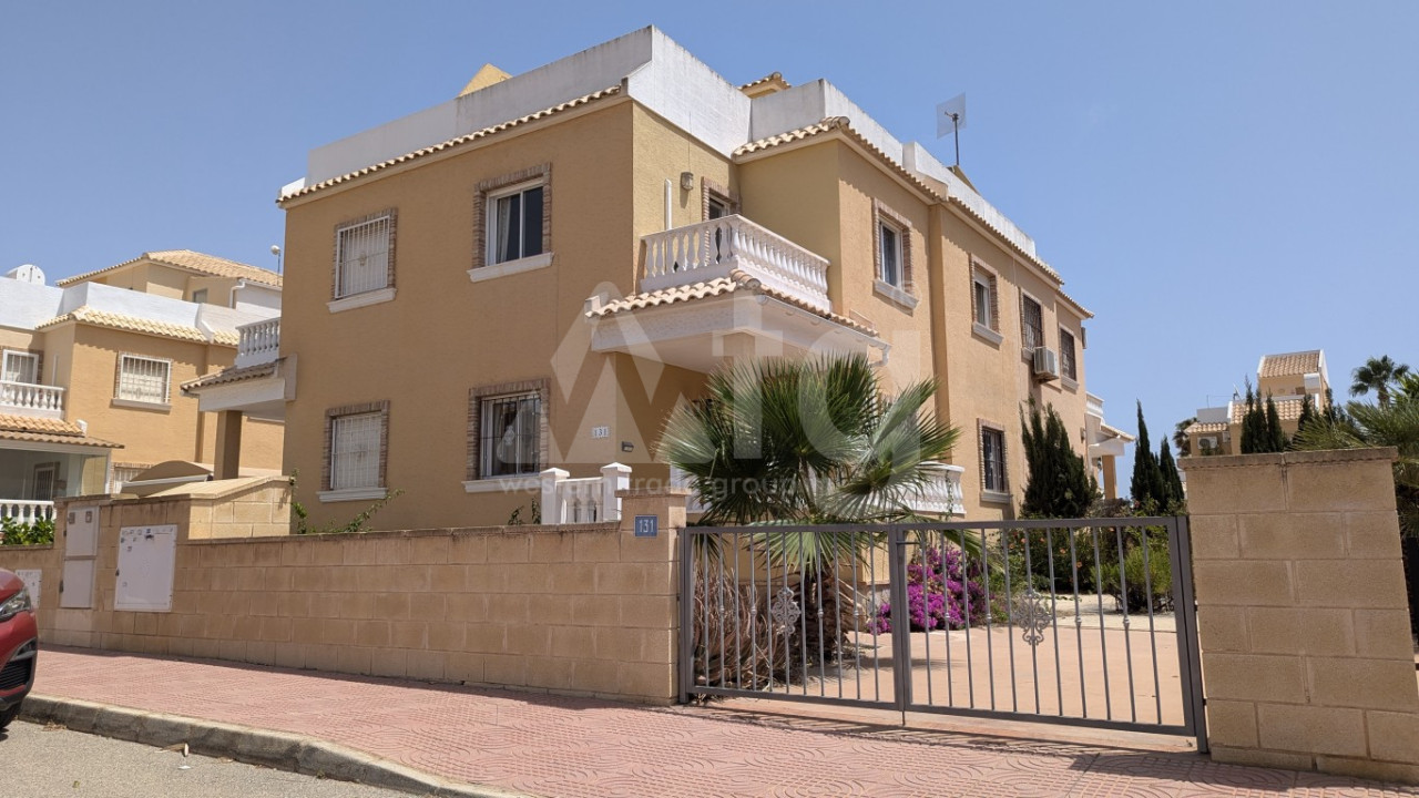 Villa de 3 chambres à Ciudad Quesada - ELA62723 - 1