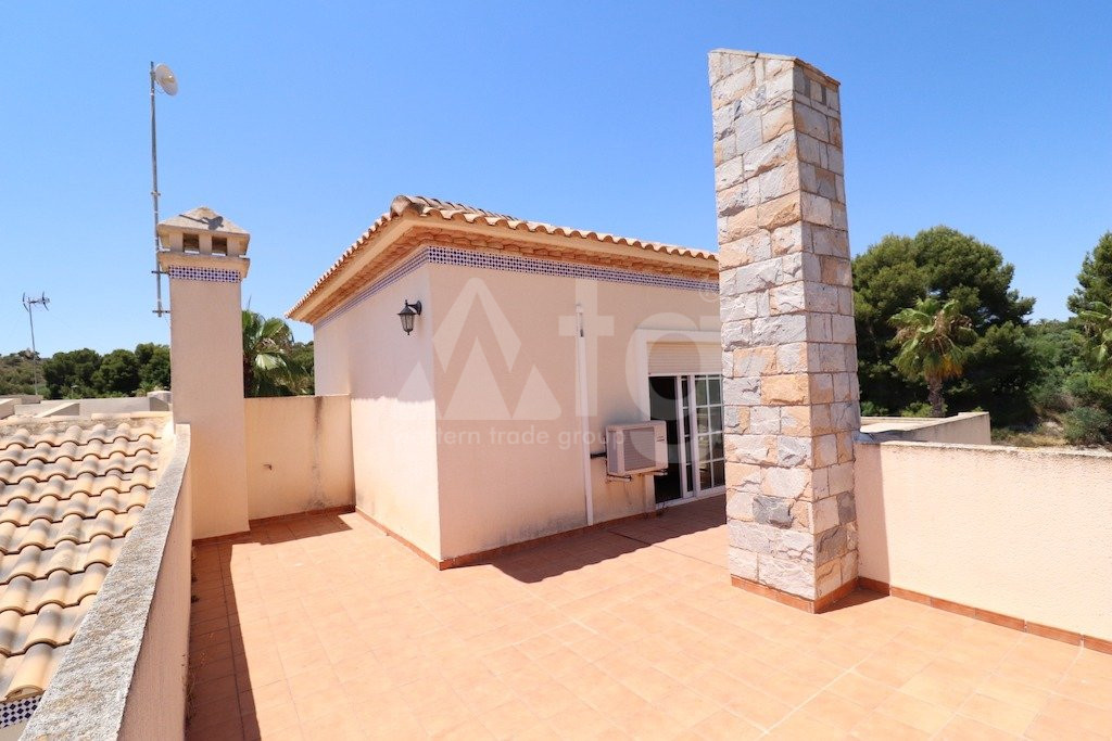 Villa de 3 chambres à Orihuela Costa - CRR41239 - 22