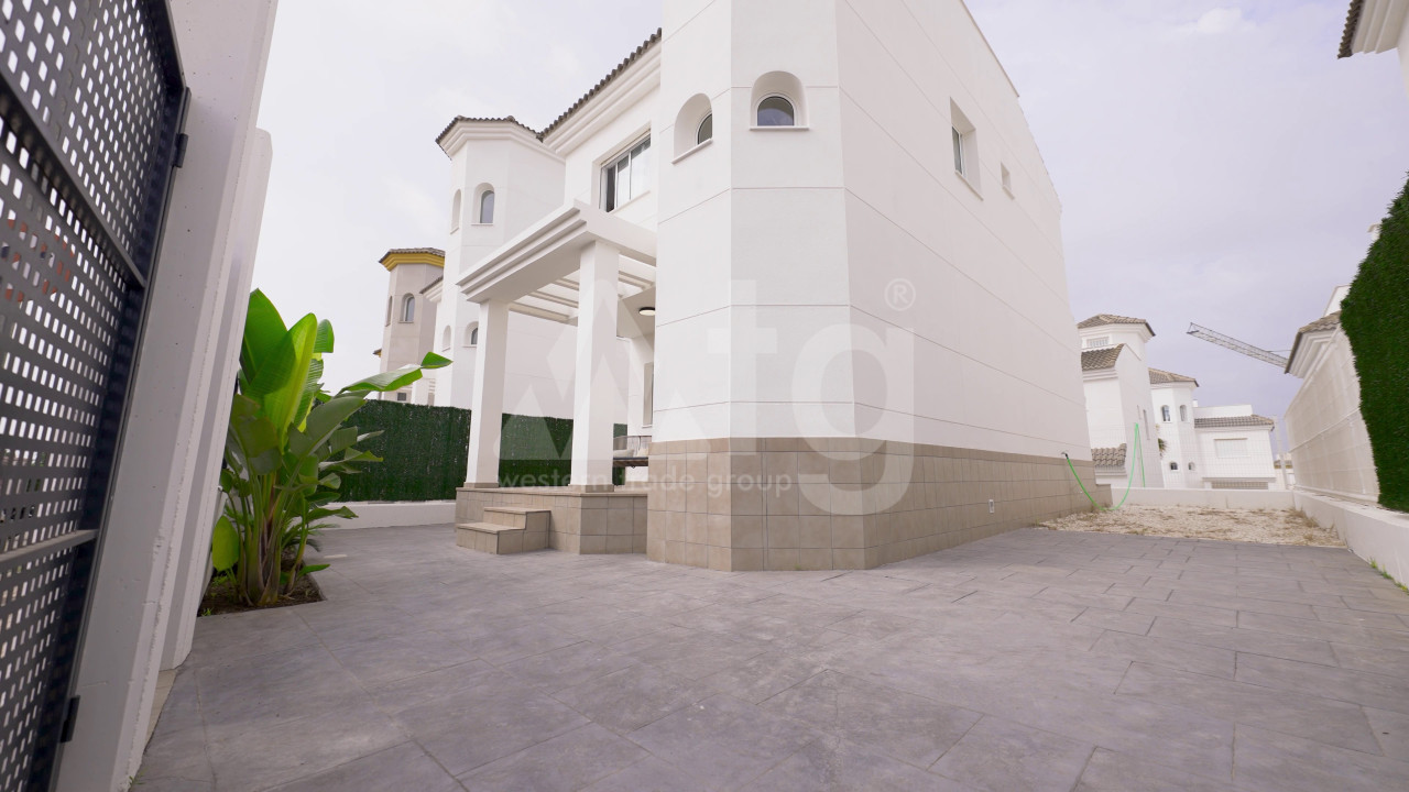 Villa de 3 chambres à San Fulgencio - CBC36956 - 32