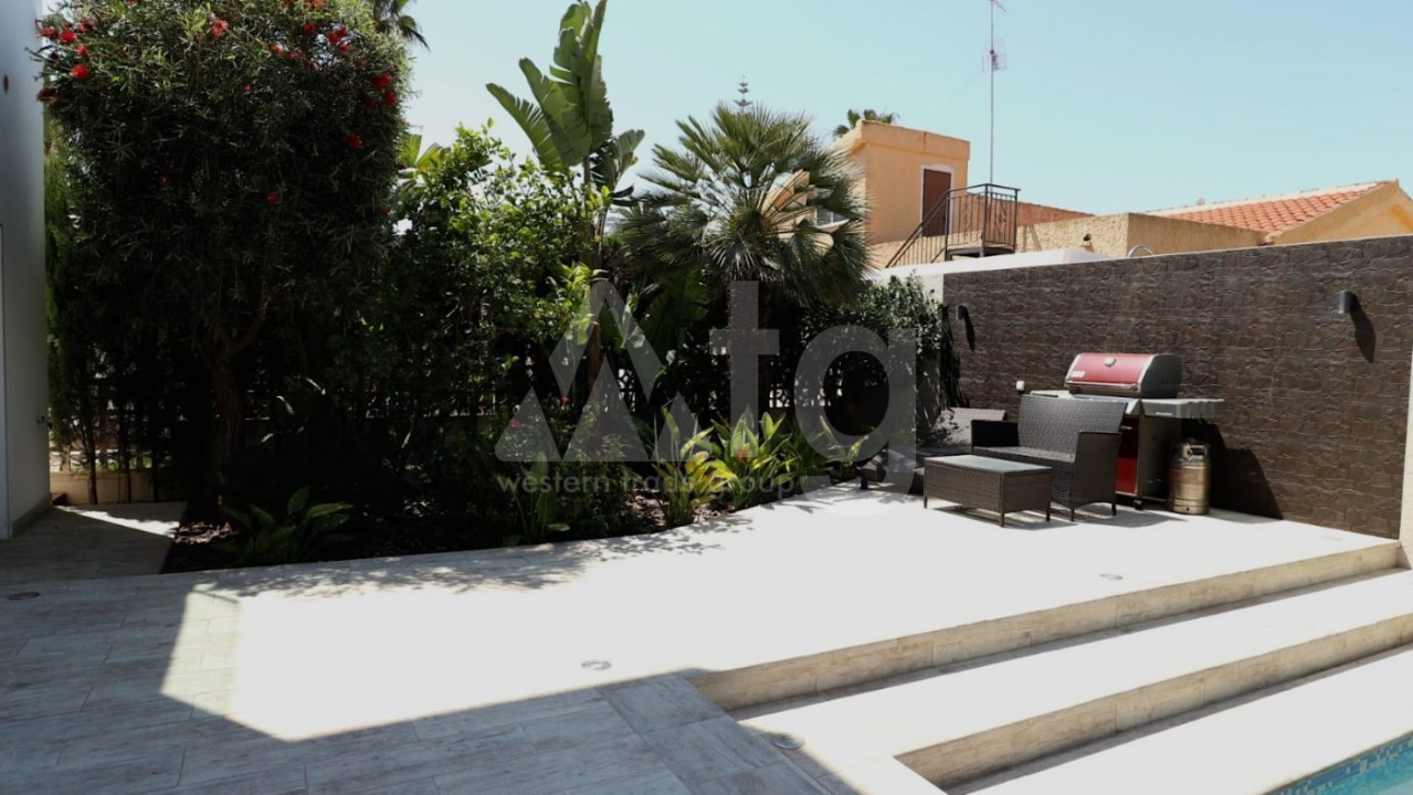 Villa de 3 chambres à Torrevieja - CRR41233 - 30