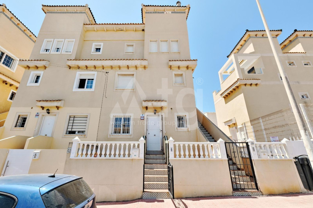 Villa de 3 chambres à Torrevieja - SHL62525 - 1