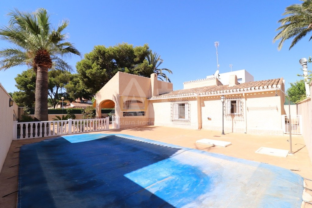 Villa de 4 chambres à Orihuela Costa - CRR41205 - 1