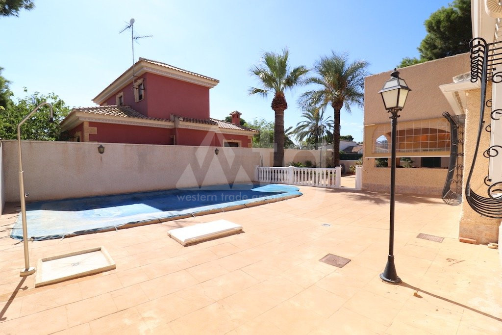 Villa de 4 chambres à Orihuela Costa - CRR41205 - 3