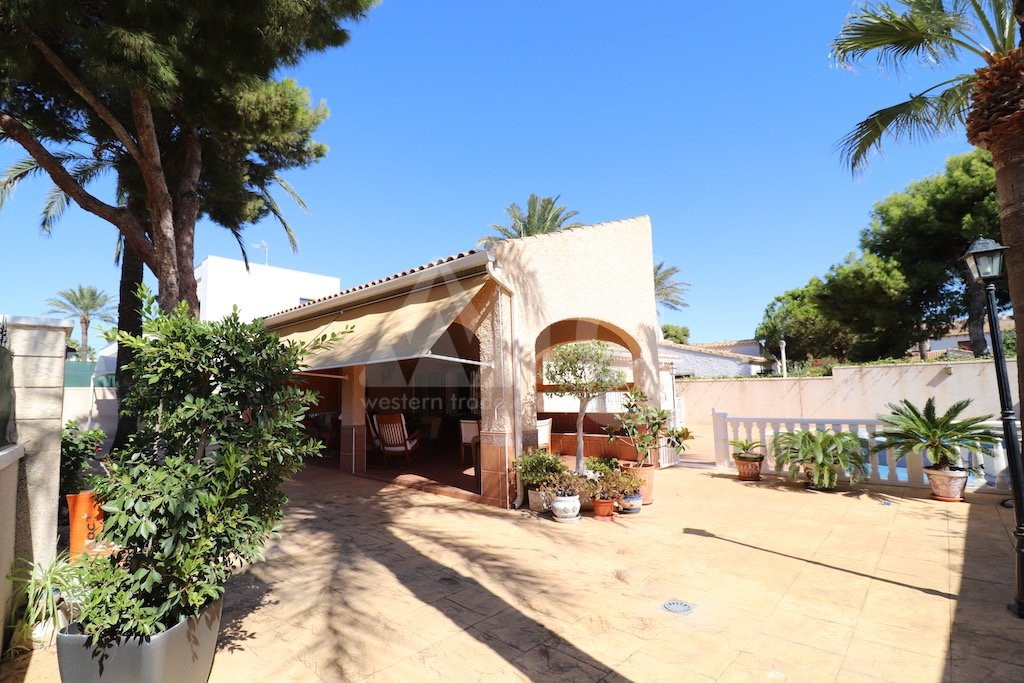 Villa de 4 chambres à Orihuela Costa - CRR41205 - 26