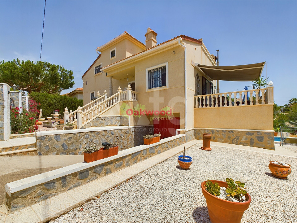 Villa de 4 habitaciones en Pinar de Campoverde - OKW58558 - 3