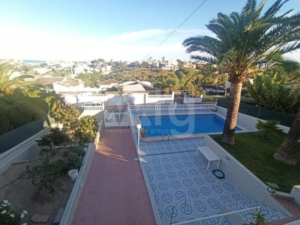 Villa de 5 chambres à Torrevieja - SHL32769 - 16