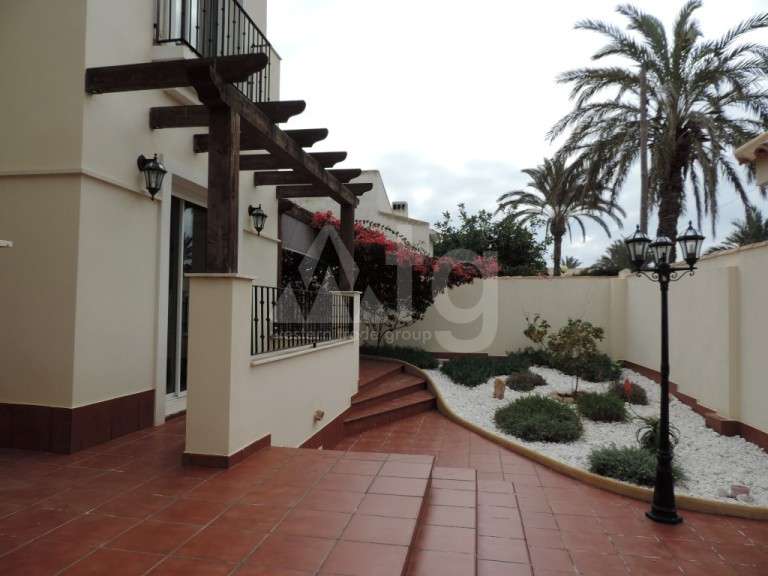 Villa de 6 habitaciones en Cabo Roig - VRE29805 - 14