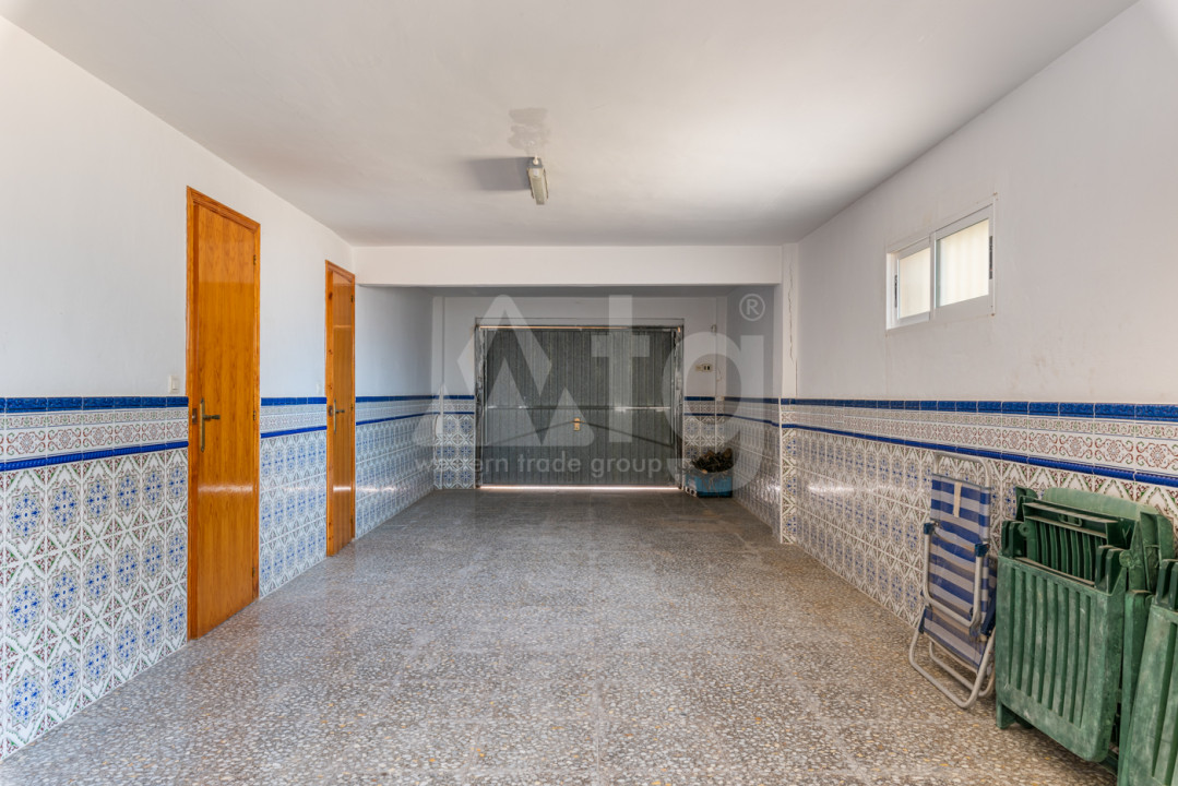 Villa de 7 habitaciones en Guardamar del Segura - CBB30254 - 26