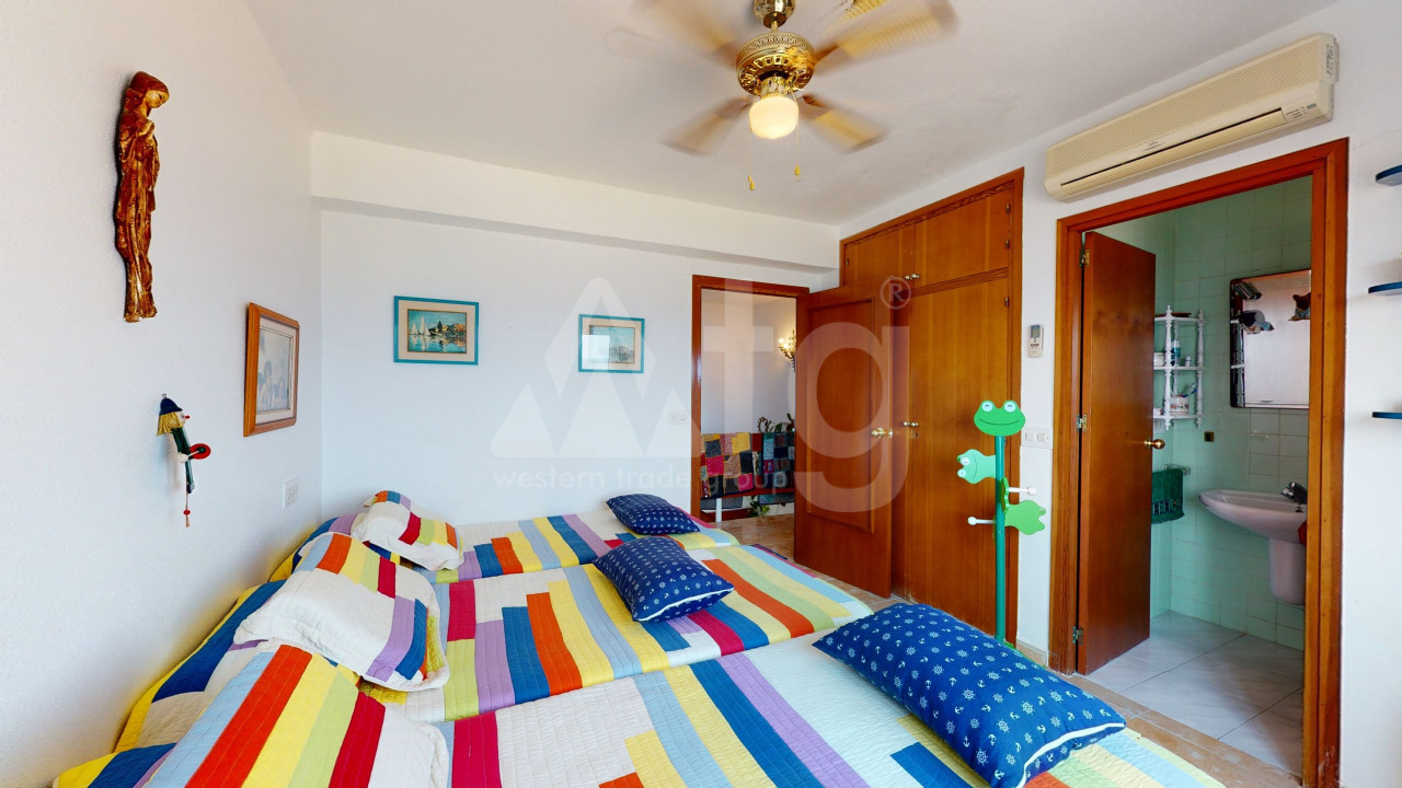 Villa de 8 habitaciones en Cabo Roig - TT49018 - 35