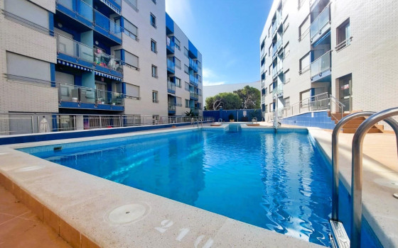 2 bedroom Apartment in Torrevieja - CRR63114 - 2