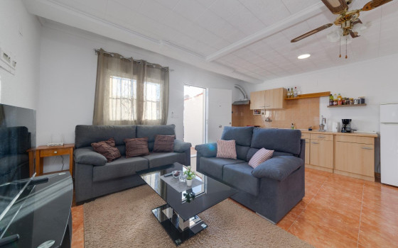 2 bedroom Villa in Torrevieja - HRE61032 - 3