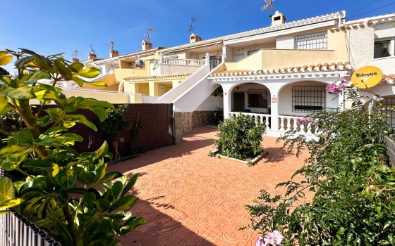 https://wtgspain.com/small/2-schlafzimmer-bungalow-in-cabo-roig-id-fps48448-1469384.jpg