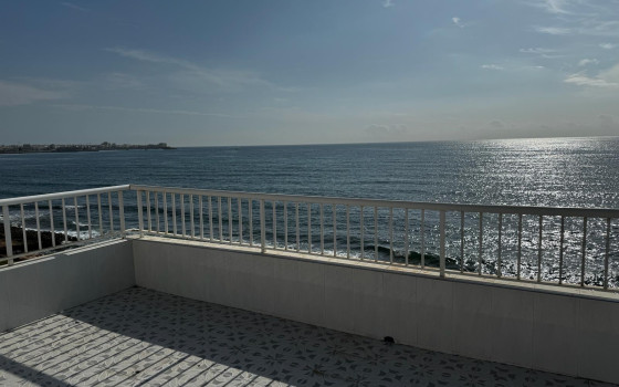 3 bedroom Penthouse in Punta Prima - LR61701 - 12