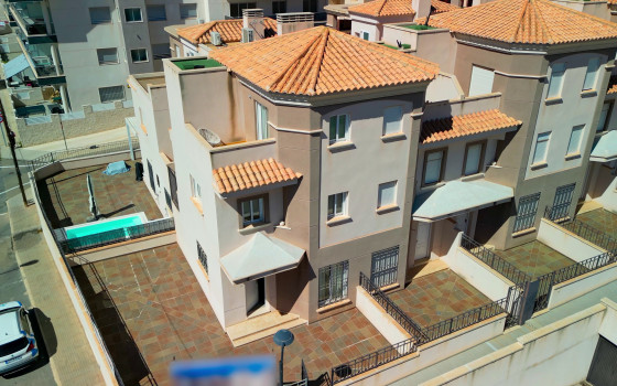 https://wtgspain.com/small/3-bedroom-townhouse-in-santa-pola-id-us60383-1464146.jpg