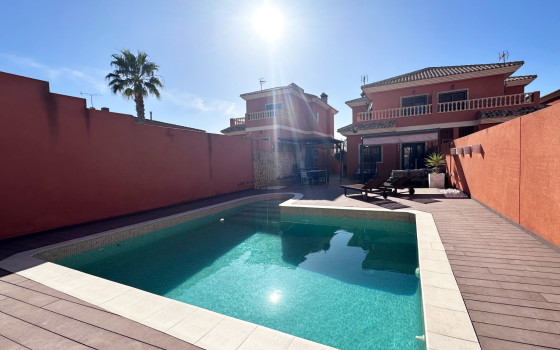 https://wtgspain.com/small/3-bedroom-villa-in-los-balcones-id-fps48450-1469460.jpg