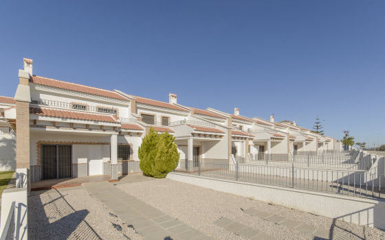 3 bedroom Villa in San Miguel de Salinas - EHS25701