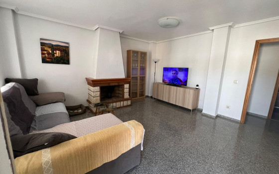 https://wtgspain.com/small/3-loznice-apartman-v-dolores-id-gvs56766-1592305.jpg