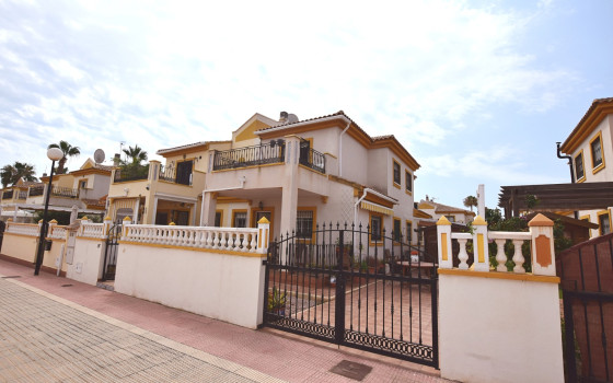 https://wtgspain.com/small/3-loznice-villa-v-ciudad-quesada-id-var57796-1609829.jpg