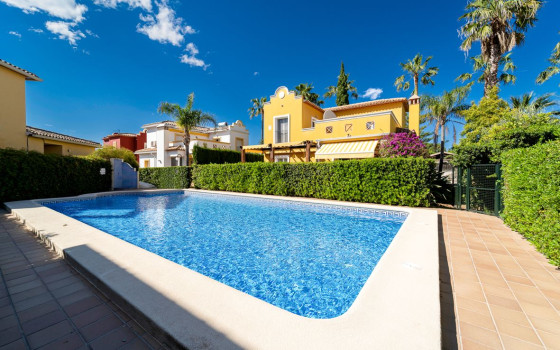 https://wtgspain.com/small/3-loznice-villa-v-denia-id-egh56468-1588841.jpg