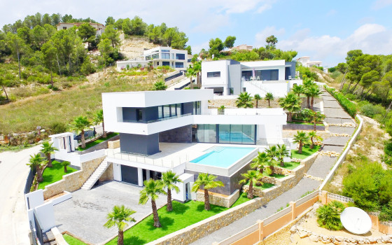 https://wtgspain.com/small/3-loznice-villa-v-javea-id-hni21473-1441414.JPG