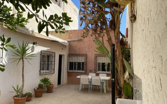 https://wtgspain.com/small/3-loznice-villa-v-los-nietos-id-mrq60195-1646294.jpg