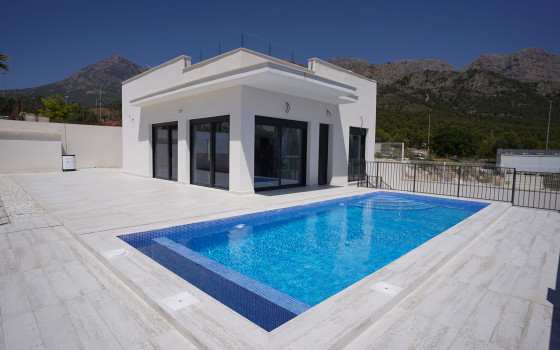 https://wtgspain.com/small/3-loznice-villa-v-polop-id-ls119570-1190610.jpg