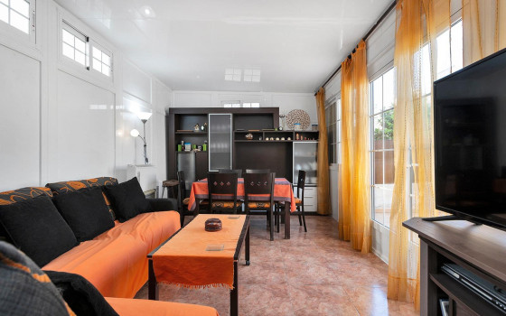 https://wtgspain.com/small/3-schlafzimmer-appartement-in-torrevieja-id-gvs38491-1329989.jpg