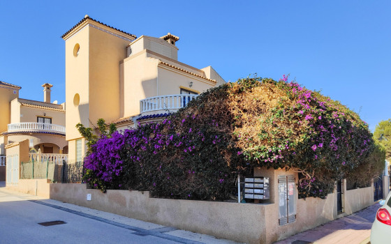 3 Schlafzimmer Villa in Villamartin - HSI62672 - 42