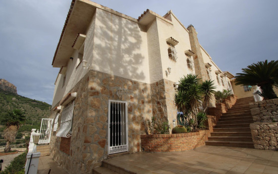 https://wtgspain.com/small/4-bedroom-villa-in-calpe-id-icb55194-1577059.jpg