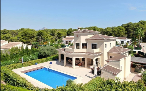 4 bedroom Villa in Javea - BES62572 - 2