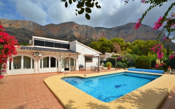 4 bedroom Villa in Javea - DHJ62557 - 1