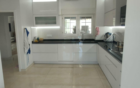 4 bedroom Villa in Orihuela Costa - SHL61291 - 14