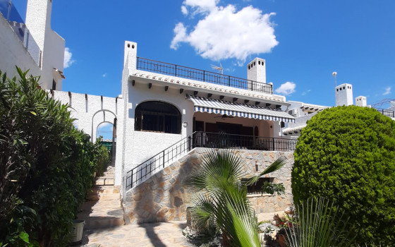 https://wtgspain.com/small/4-bedroom-villa-in-playa-flamenca-id-tt56659-1592063.jpg