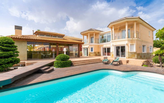 4 bedroom Villa in Torrevieja - HSI62673 - 1