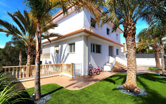 5 bedroom Villa in Dehesa de Campoamor - LR61681 - 2